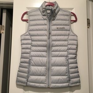 Light Grey Columbia Puffer Vest; Size XS